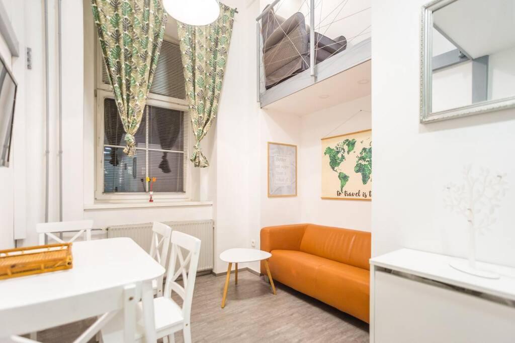Apartma N'Poznam Tobacna Ljubljana Luaran gambar